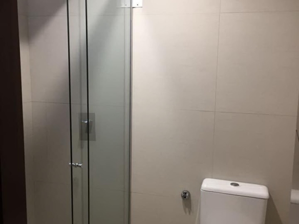 584